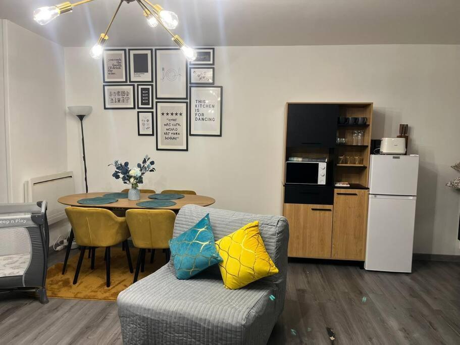 Familiale - 15 Min Apartment Bussy-Saint-Georges